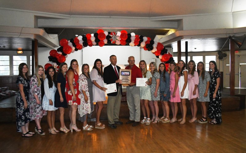 2A girls state  championship basketball team. Photo by Mark Lube.