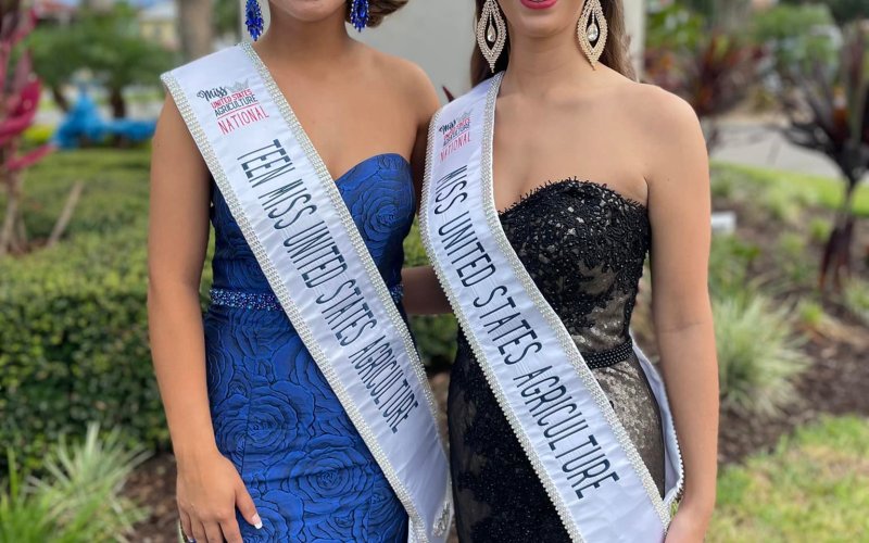 Kylee and how will likely be her travelling compadre in weeks to come, Miss USA Agriculture (from North Carolina), as the two make appearance in  promotion of farmers nationwide.