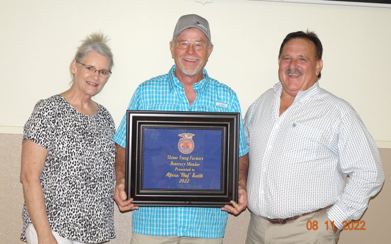 Cindy Svetlik, Alfonse "Chief" Svetlik and Mark Lauer. Photo by Gene Cerny.