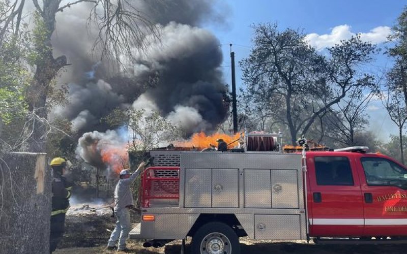 Hallettsville PD Photo