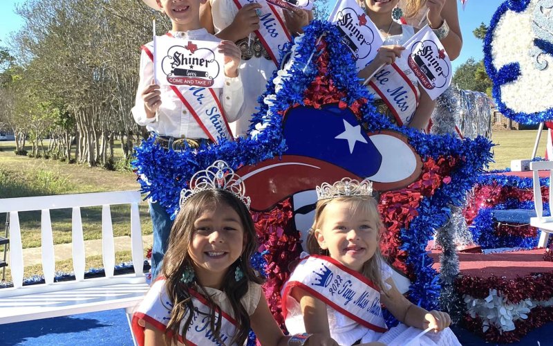 Shiner's Royalty turns heads in back-to-back festival parades. Chamber Photo