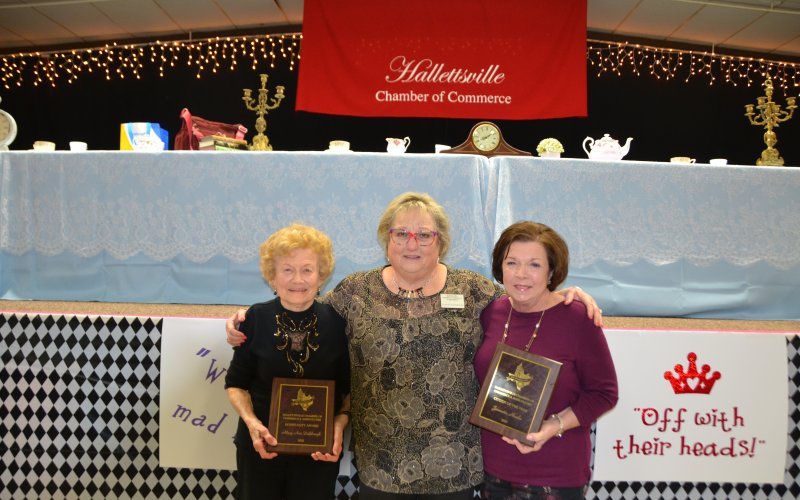 Jeannette Henke was named the 2022 Citizen of the Year at the 91st Annual Hallettsville Chamber of Commerce and Agriculture Banquet held Wednesday, Jan. 25. In addition, Mary Ann Defibaugh was recognized with this year’s Hospitality Award. From left are Defibaugh CCA president Shirley Rothbauer and Henke. Photo by Jimmy Appelt