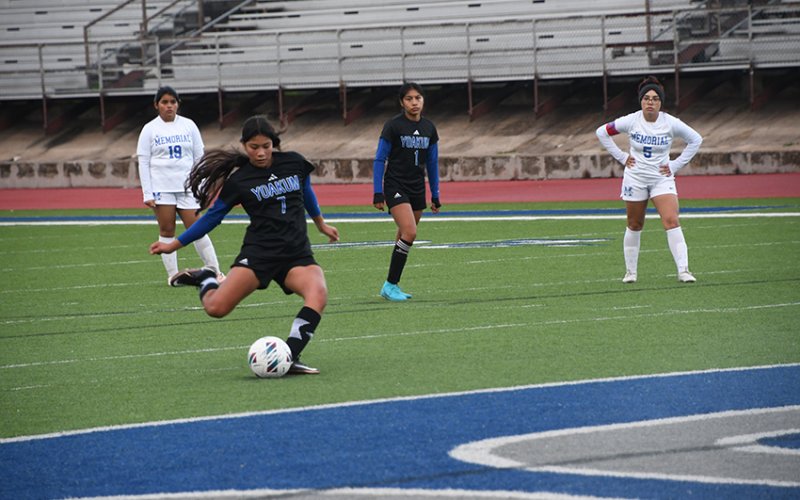 Daphne Oviedo takes a first-half penalty Friday against SA Memorial. Photo by Mark Lube.