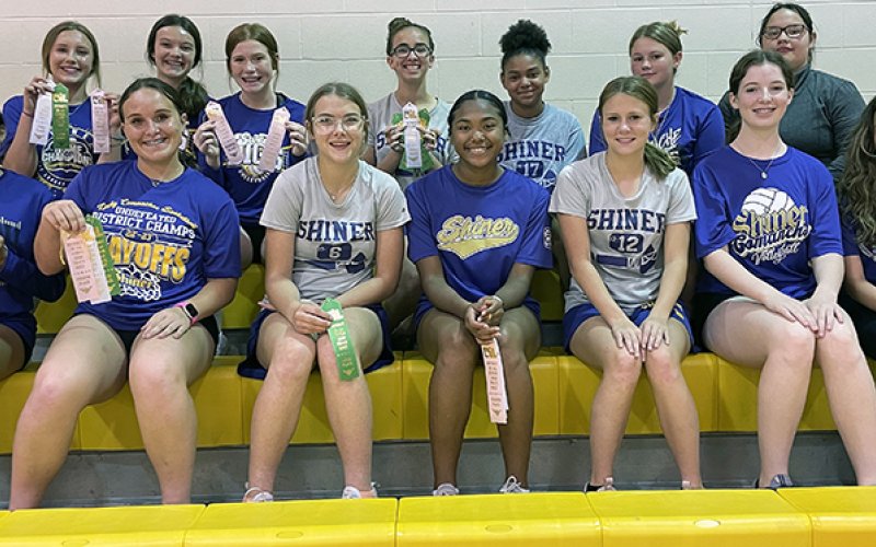 The 8th girls placed fourth. Photo courtesy of Kristi Peterson.