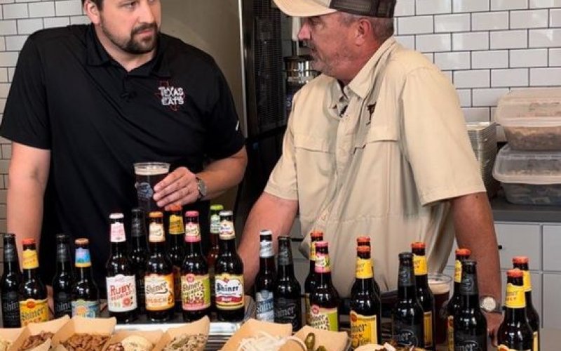 Good Eats' host David Elder share a few words and some mighty good barbecue with Tommy Schuette, pitmaster for the K. Spoetzl BBQ Co., which celebrated its official grand opening precisely one month ago today.