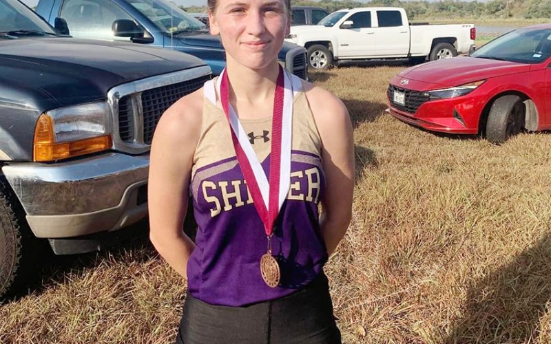 Hayleigh Burns’s No. 11 finish helped the Shiner girls take fifth at the Industrial meet. Photo courtesy of Michelle Winkenwerder.