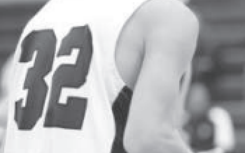 YHS Bulldog Clayton Hlavac prepares for a free throw. Photo courtesy of Raymond Rosas.