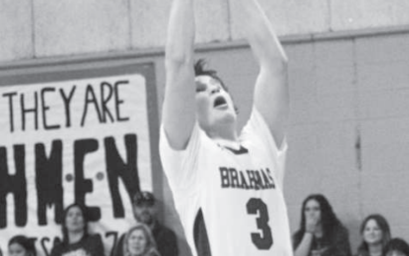 Monte Thigpen scores two of his 13 points vs. Columbus Chuck Grafe/Tribune-Herald