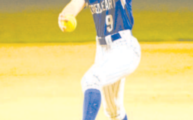 Avery Beach delivers a pitch against Austin Brentwood. Chuck Grafe/Tribune-Herald