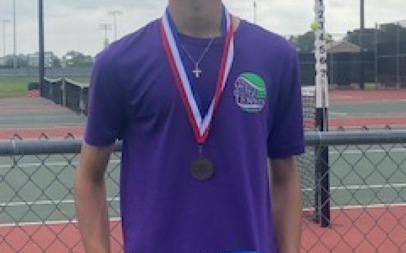 Boys singles. Kade Remschel. Photo courtesy of Desiree Nitsch.