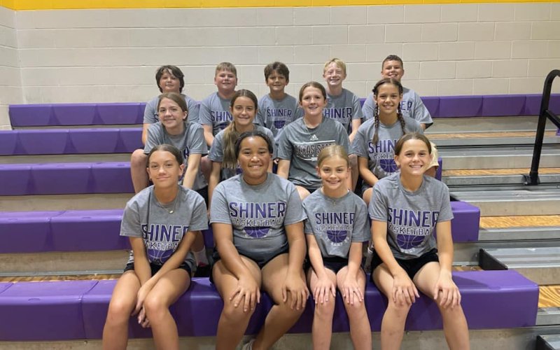 Group photo of players incoming grades 7-9. Photo courtesy of Kristi Peterson.
