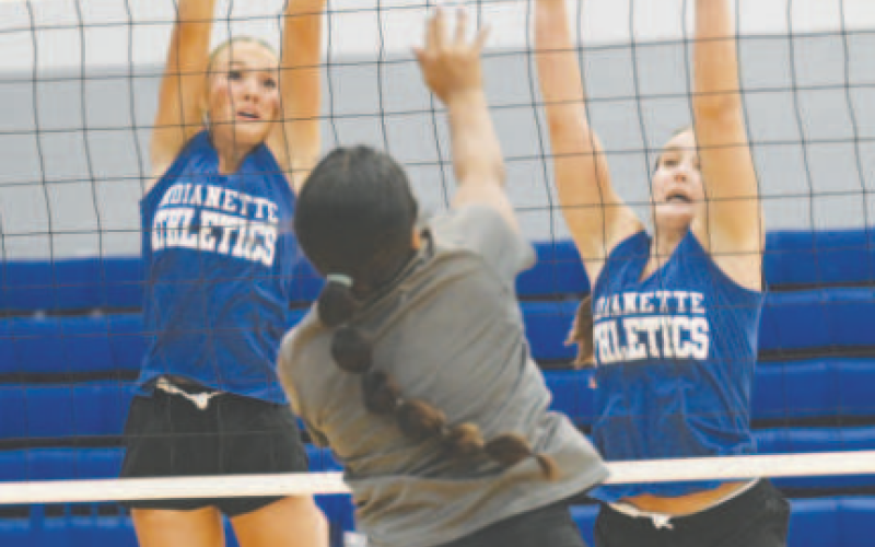 From left, Rylan Dworsky and Ella Demel defend in Friday’s scrimmage in Yoakum. Chuck Grafe/Tribune-Herald