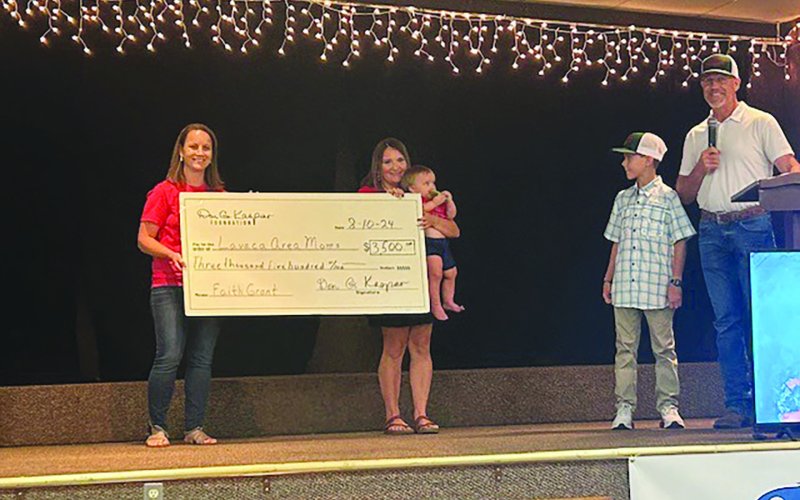 The Don G. Kaspar Foundation donated $3,500 to the Lavaca Area Moms.