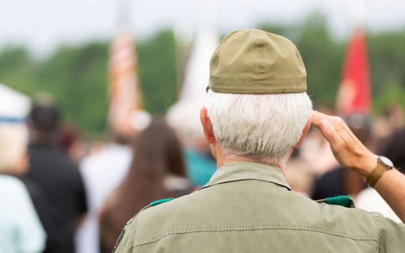 Lavaca County veterans have been asked to turn out at Monday's commissioners court in a show of support for the county's talks on hiring a new veterans service officer. A committee of local veterans was appointed last month and from what we hear, a nomination should be forthcoming at that meeting.