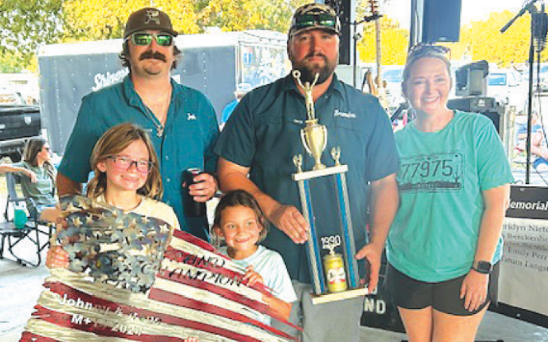 Grand Champion — “F.U.B.K”: Brandon and Ashley Janecek, Josh Nance