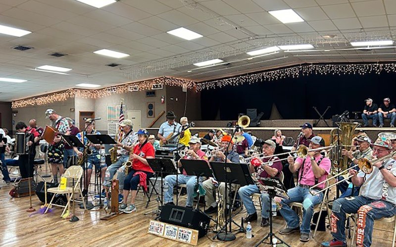 Members of the Shiner Hobo Band perform at the 44th Annual South Texas Polka and Sausage Fest. Staff photo.