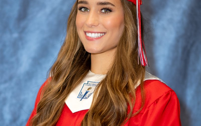 Valedictorian Jessica Fikac