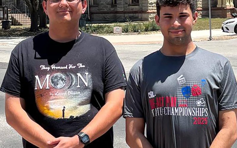 Jansen Flores, left and Aiden Collins