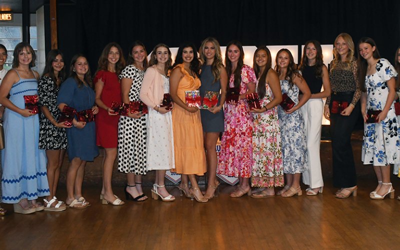 2024-2025 St. Paul Cheerleaders. Photo by Mark Lube.