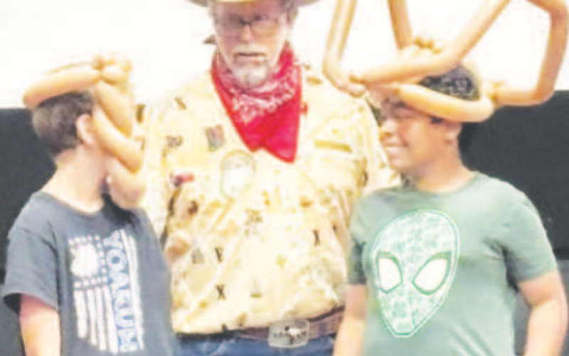 The Carl and Mary Welhausen Library 2025 Summer Program held a Twisty Art Storytelling June 11 at the Grand Theatre in Yoakum. Participants enjoyed the ballon art along with storytelling.