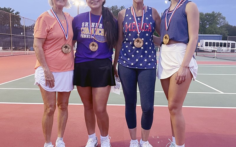 Half Moon Holidays Tennis Tournament. Women’s Doubles Champions are Donna Jaks (left) and Jennifer Arrellano (second from left).Women’s Doubles Runners-Up are Courtney Johnson (second from right) and Evy Johnson (right). Photo courtesy of Courtney Johnson.