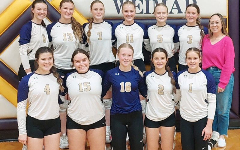 Front from from left are Grace Nevlud, Reagan Fluitt, Tinsley Vasek, Marie Johnson and Emersyn Boehm. Top row from left are Evy Johnson, Stella Clifford, Kallee Kifer, Harper Lenehan, Arian Brown, Madi Hubbard and head coach Anatascia Rehak. Photo courtesy of Anatascia Rehak.
