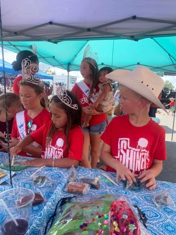 Shiner Market Days officially moved past its 13th month last weekend, with a full lineup of kids games and activities, live entertainment all day and tons of vendors from all over Texas.
