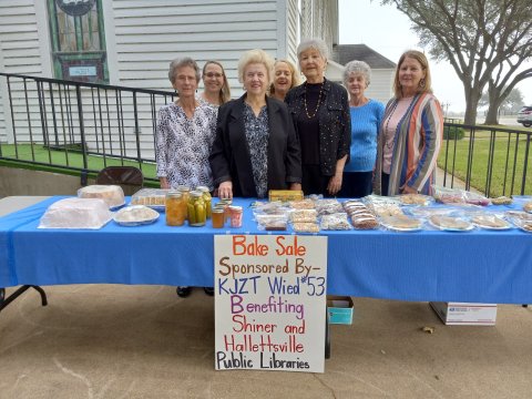 Pictured are, left to right, Anita Grabarkievtz, Lisa Stock, Mary Ann Stock, Monica Peters, Helen Janak, Gussie Kelnar and Jeanne Sommerlatte. Contributed photo.