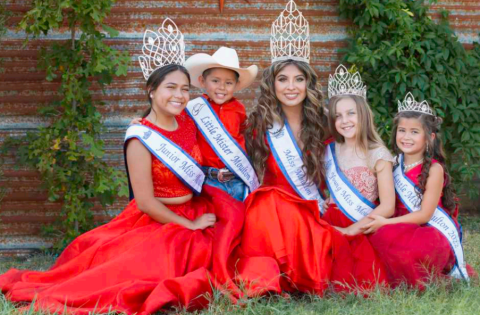 The 2022 Moulton Royalty—including Junior Miss Moulton Valeria Pinedo, Little Mr. Moulton Lincoln Perez, Miss Moulton Kaylee Trejo, Young Miss Moulton Annabelle Ischy, and Little Miss Moulton Annabelle Montemayor—bid farewell to their year-long reign on Sunday at the 2023 Royalty Pageant. Moulton’s young ambassadors represented the community at various events including the annual awards banquet, Easter Egg Hunt, Halloween Trunk or Treat where they collected canned goods for the needy.