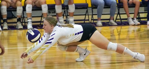 Charlotte Grosenbacher dives for a ball during Shiner varsity volleyball team’s 3-0 win against Fayetteville on Sept. 12. Shiner started district at Louise this past Tuesday and will host Ganado tomorrow. Photo by Photos by Lori Raabe.