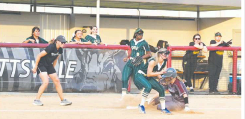 Kaylie Olivarez slides safely into third in the third inning vs. SA Cole. Chuck Grafe/Tribune-Herald