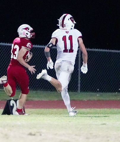 Holden Jacobs races down the sideline early in the fourth quarter on the way to his 68-yard touchdown run against Central Texas Christian. Photo courtesy of Photos by Lori Raabe.