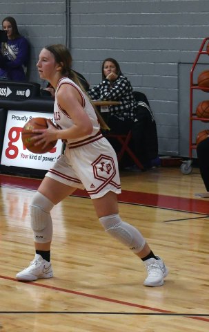 St. Paul girls and Sloane Kocian won two of their first three games. Photo by Mark Lube.