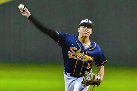 Charlie Clifford throws a pitch in the Hallettsville game. Photo courtesy of Howard Esse.