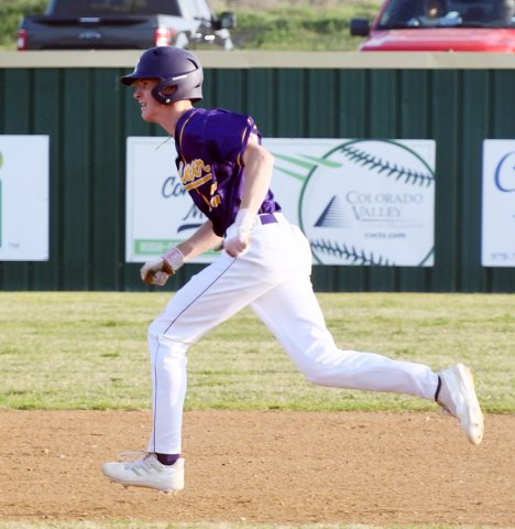 Landen Christensen (shown here against Schulenburg March 14) scored the only run in Shiner’s game against Flatonia on Saturday. Photo by Mark Lube.