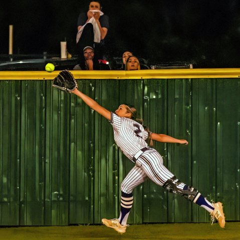 Shiner center fielder Callie Sevcik stretches out in an attempt to catch the ball during Shiner’s April 15 game at home to Ganado. Photo courtesy of Howard Esse.