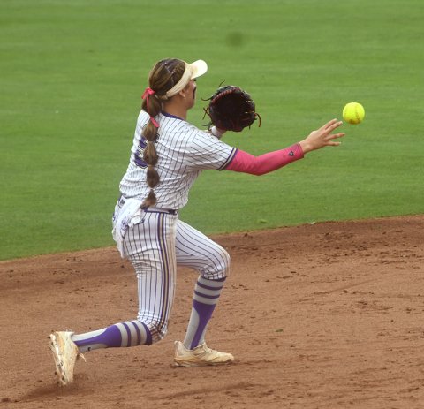 Shortstop Brinley Ramirez makes a throw to second for a fielder’s choice out in the top of the fourth inning. Photo by Mark Lube. 