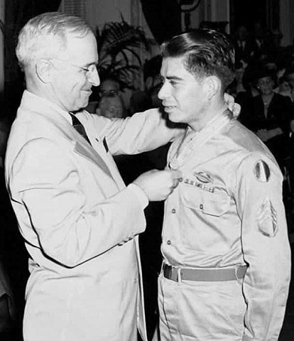 President Truman presents the Medal of Honor to Macario García