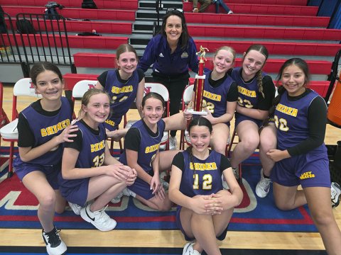 Shiner 7th grade girls basketball. Photo courtesy of Kristi Peterson.