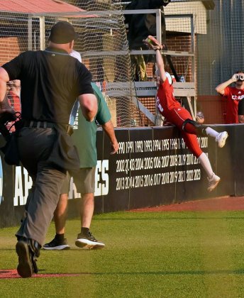 Brooke Otto makes a catch during a 2026 University of Louisiana-Lafayette game. Photo courtesy of Cheryl Kasper.