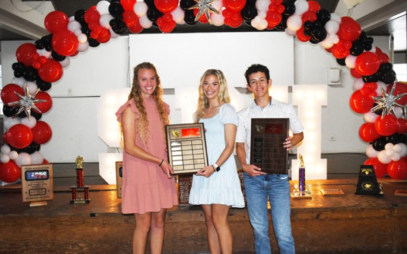 Impact Award winners. From left is Grace Pilat, Sadie Mikes and Ashton Rath. Photo by Mark Lube.