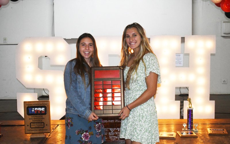 James Muelker Memorial Scholarship winners. Julieanna Davis (left) and Rebecca Wagner. Photo by Mark Lube.