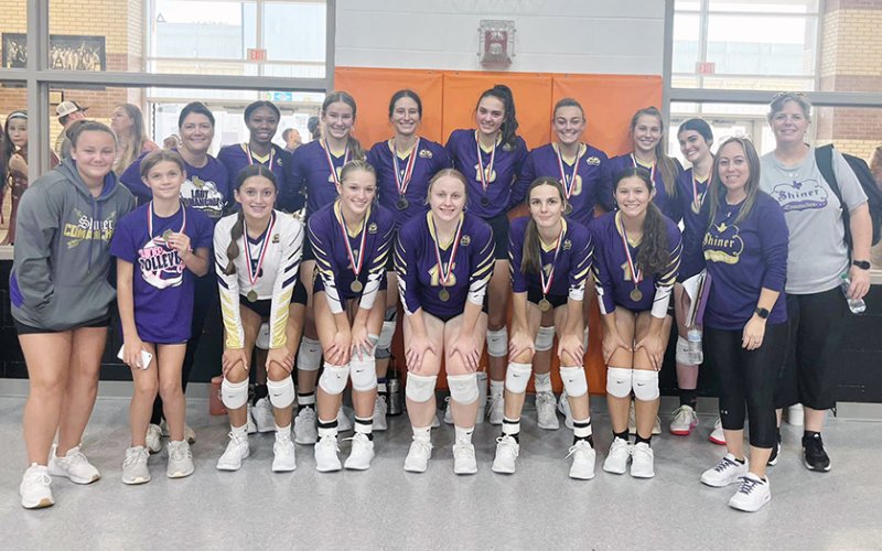 2023 Schulenburg Tournament Silver Bracket Champions Lady Comanches. Bottom row from left is Jessica Whiddon, Bree Nitsch, Kylynn Ramirez, Callie Sevcik, Charlotte Grosenbacher, Meghan Blaschke, Brooke Palmer and Anastacia Rehak. Top row from left is Desiree Nitsch, JaMya Wright, Aimee Mitchon, Rylee Vancura, Morgan Lenehan, Chelsea Whiddon, Chesney Machacek, Erin Hajek and Kristi Peterson.  Submitted photo.