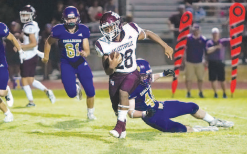Tradyn Williams scores the Brahmas’ final touchdown on a 4-yard run. Lori Raabe/Shiner Gazette