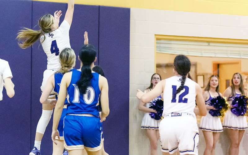 Aimee Mitchon with a jump shot close to the hoop in Shiner’s 65-10 win over Louise on Feb. 6. Shiner went unbeaten in district and defeated Thorndale Monday in the first round. Photo courtesy of Photos by Lori Raabe.