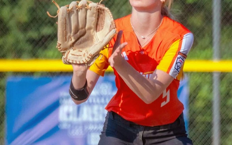 Kendyl Boehm gets ready to catch a play on defense. Photo courtesy of Amanda Ulcak.
