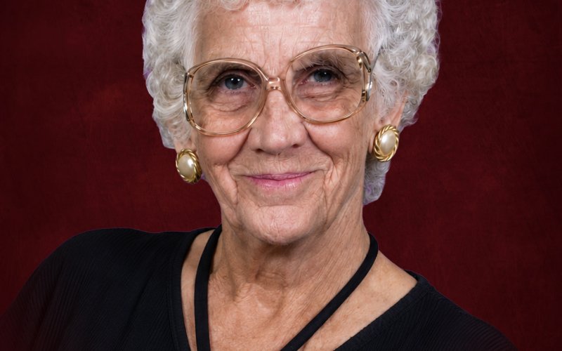 Joyce Kneifel
