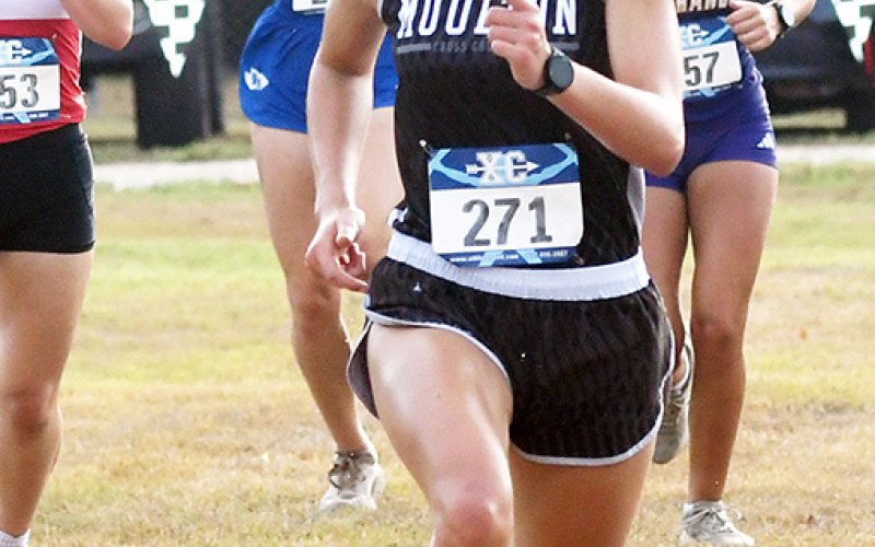 Ava Olivarez was top 10 finisher for the Kittens varsity with seventh in 14:17.35 which was nearly 11 seconds faster than her finish Sept. 3 in Shiner. Photo by Mark Lube.