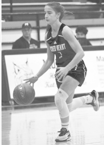 Aleigh Kraatz scored 11 points with 7 steals, 5 assists and 4 rebounds in the district-opening win Saturday. Chuck Grafe/