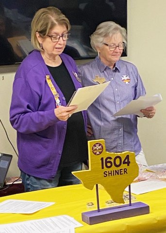 District Deputy Kathleen Svatek, on the left, and Regent Shirley Nagelmueller presided over the installation of new members into the Catholic Daughters.